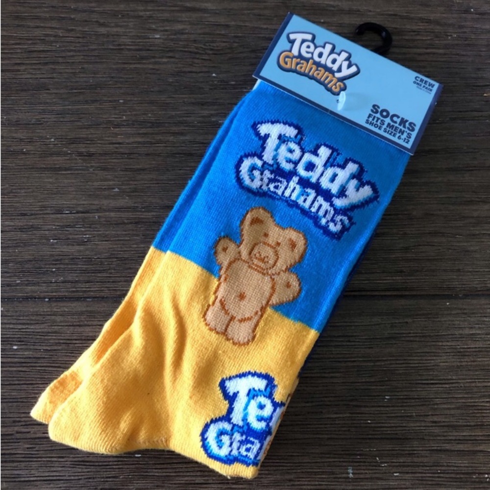 Teddy Grahams food novelty men’s crew socks